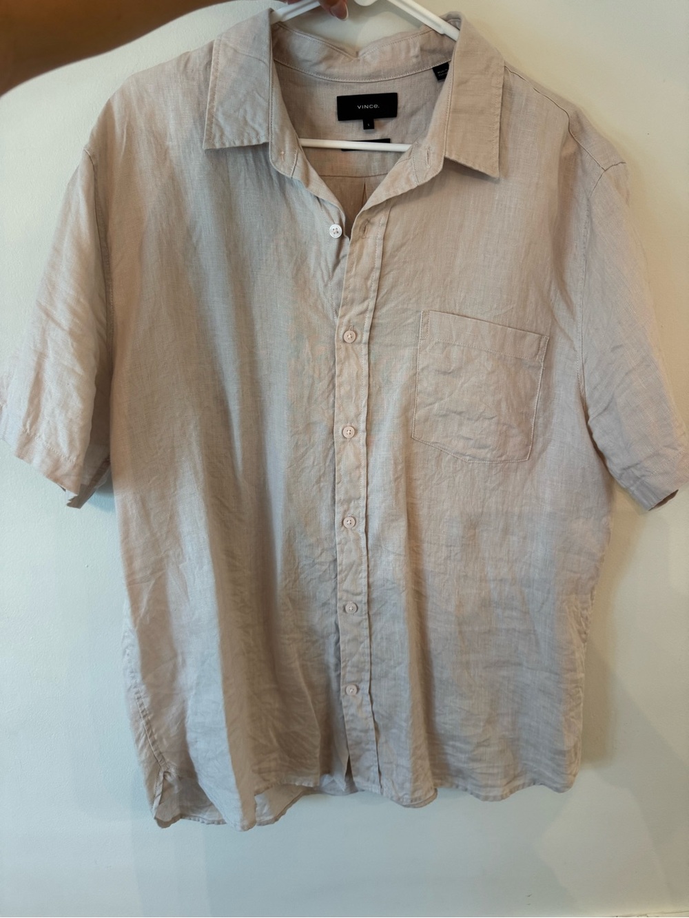 Vince Short Sleeve Button-Down Shirt in Pale Beige
